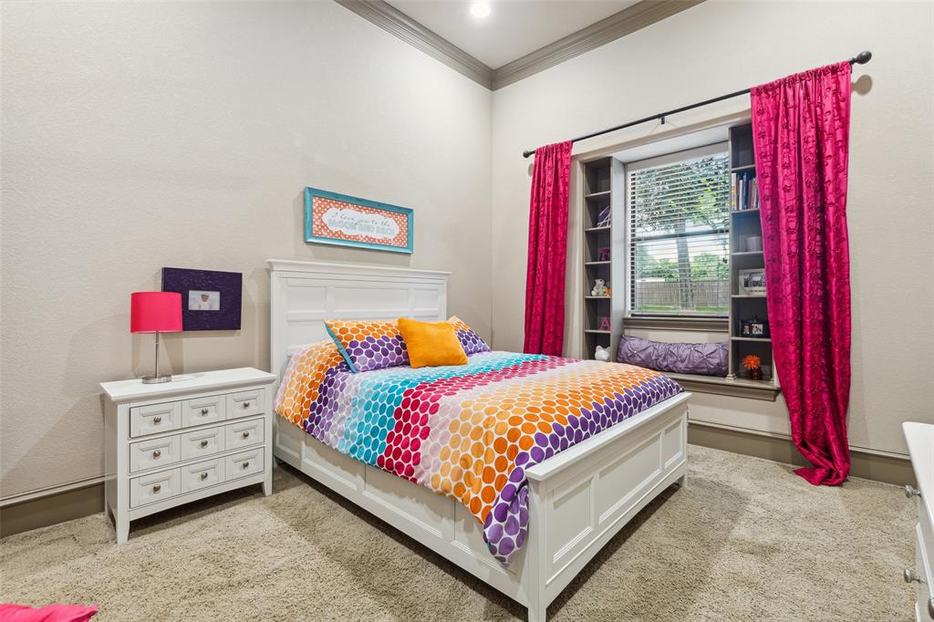 Shady Hollow Estates - Residential