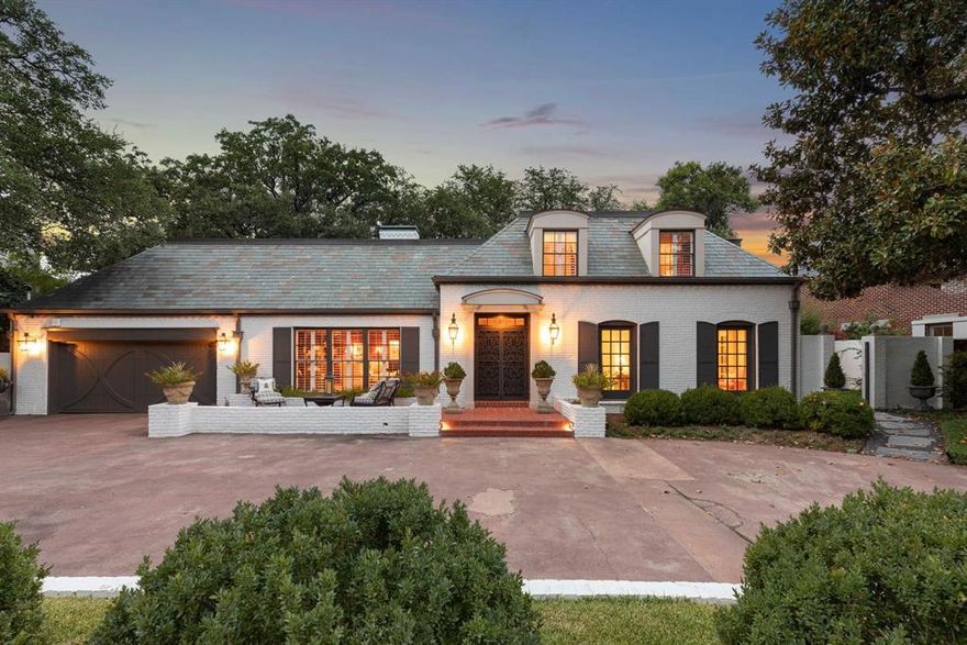 French Eclectic meets Hollywood Regency in this remarkable Greenway Parks home.  A rare opportunity on a huge 110 x 144.  Greeted by a stately circle drive, the home sits elevated above the road gleaming with elegance and possibility.  Unique in both character and style, the home features many qualities of the 1950's golden era while maintaining modern conveniences of today. A spacious, yet intimate Florida room flaunts stunning views of the grassy greenway behind.  The Master suite is downstairs with dual bathrooms and a private outdoor area reminiscent of a Palm Springs patio. A guest suite is also on the first floor while two beds and a loft style living space is upstairs. This could all be yours!