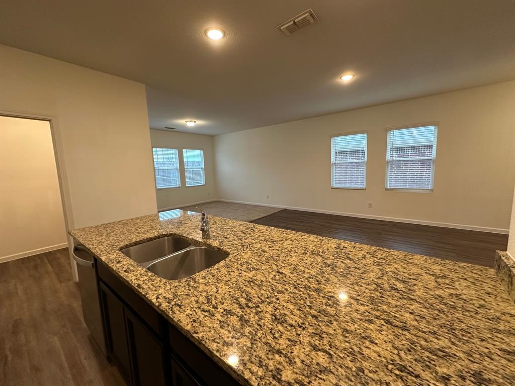 Pecan Grove Ph IV - Residential Lease