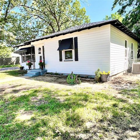 A home in Terrell