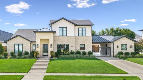 Photo of 826 Marie Drive, Colleyville, TX 76034 (MLS # 21403540)