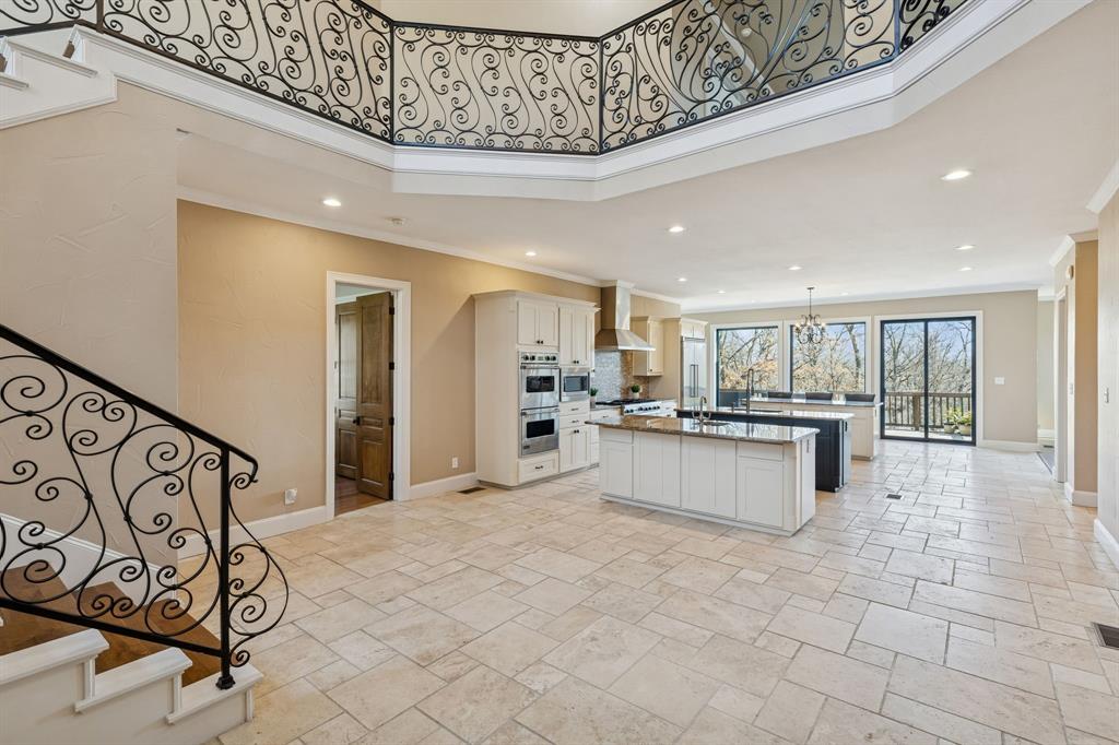 2966 Peninsula Drive