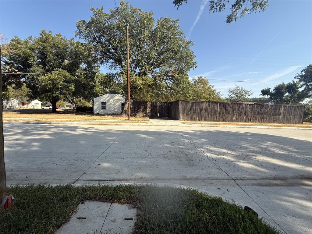 1800 Cottonwood Road