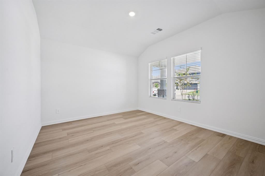 Lakehaven - Residential