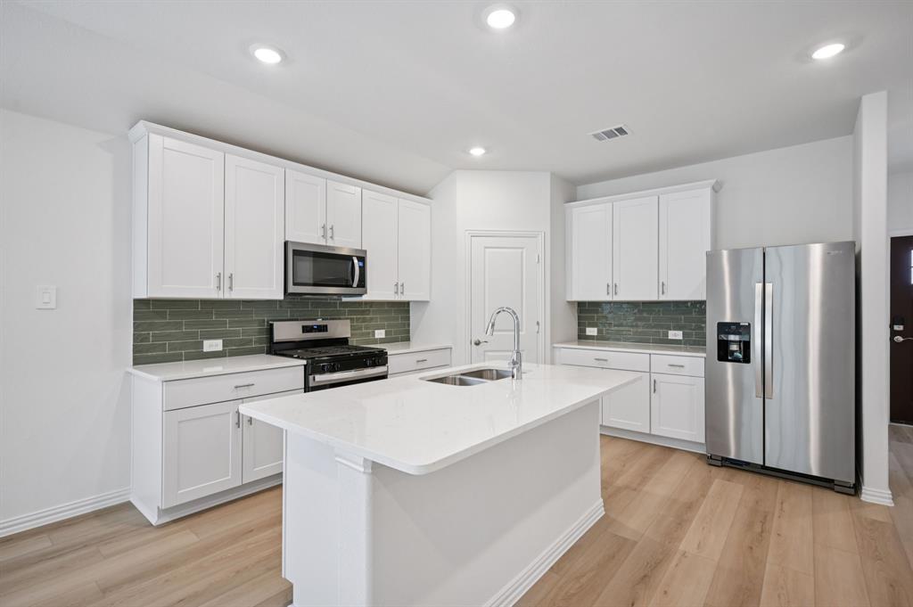 Lakehaven - Residential