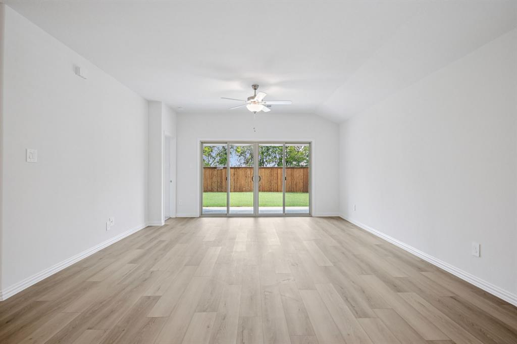 Lakehaven - Residential