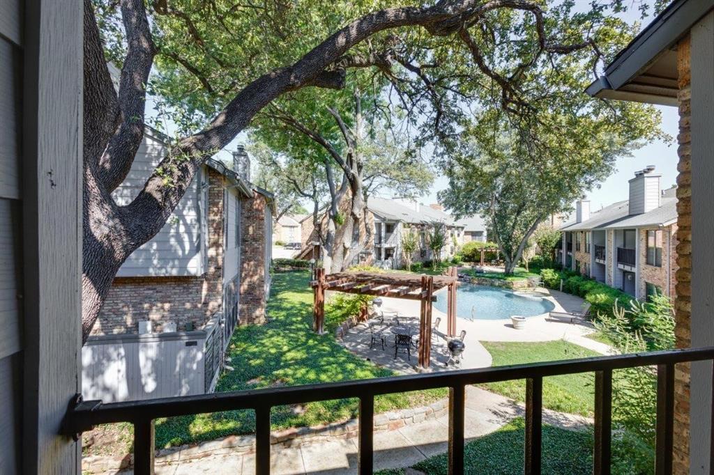 Preston Bend Village Condos - Residential