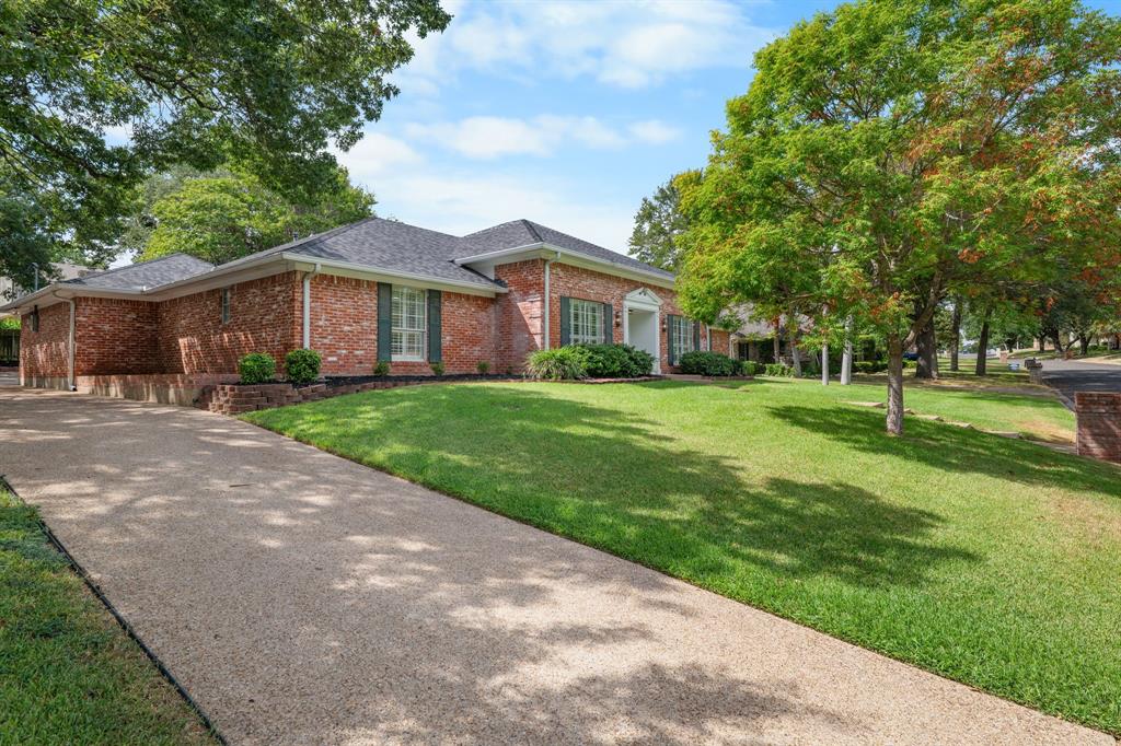 202 Trailview Drive