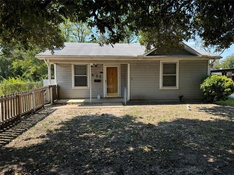 A home in Terrell