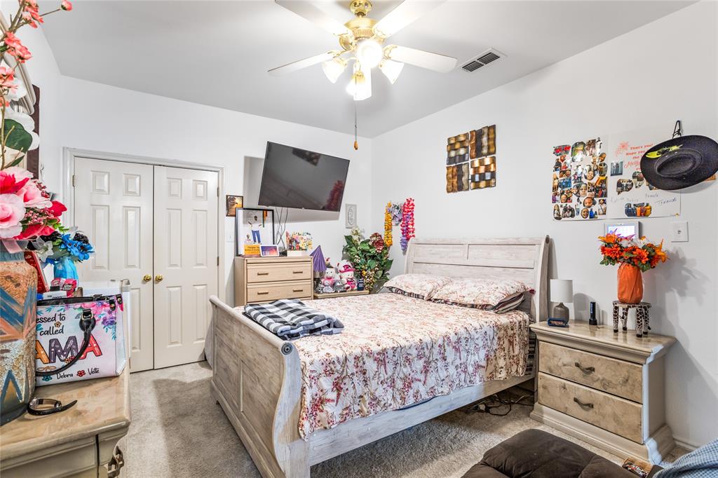 Crest The - Residential Income