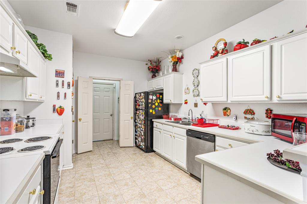 Crest The - Residential Income