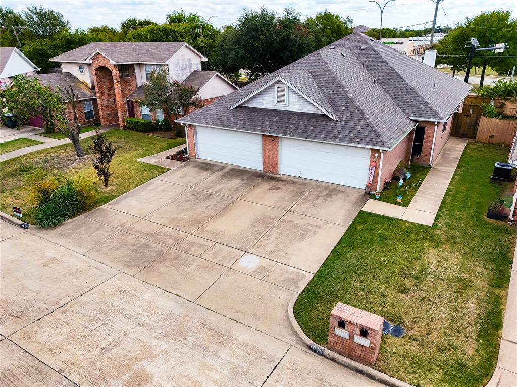 Crest The - Residential Income