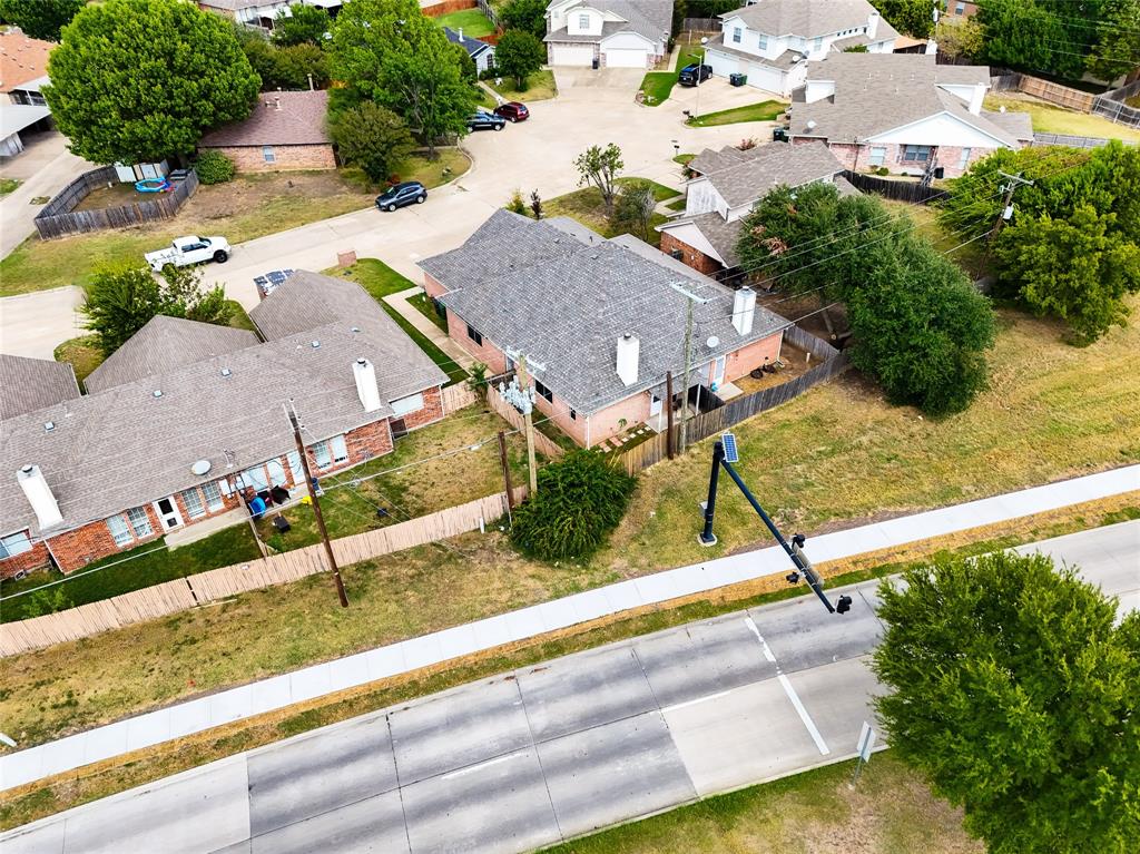 Crest The - Residential Income