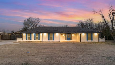 425 Wolf Run Court Lavon TX 75166
