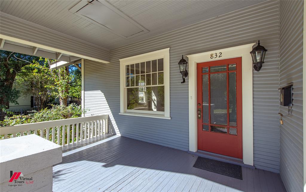 832 Jefferson Place