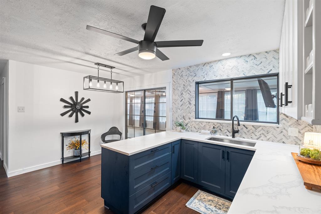 180 N Woodland Trail
