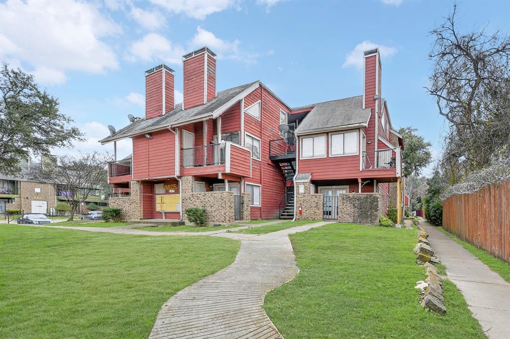 Richland Trace Condos - Residential