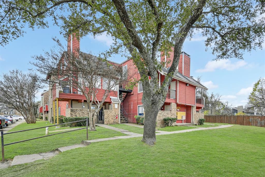 Richland Trace Condos - Residential