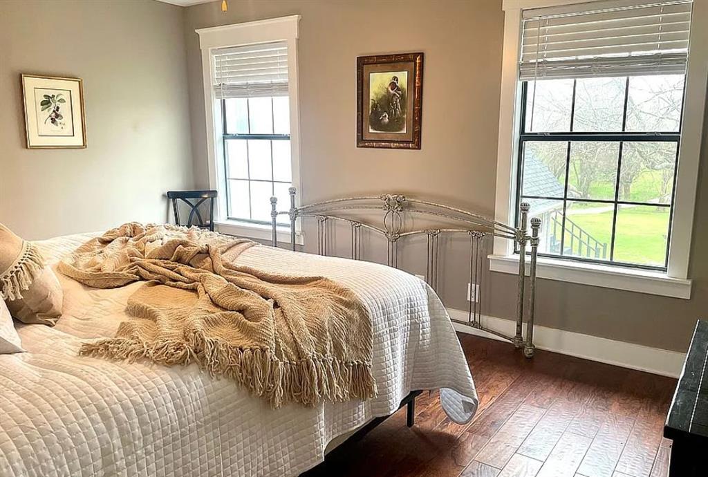 C Smith - Commercial Sale