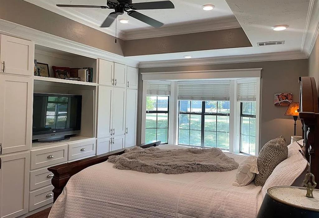 C Smith - Commercial Sale