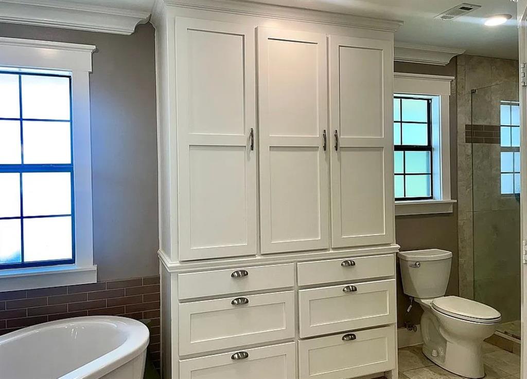 C Smith - Commercial Sale