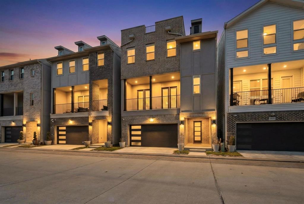 Soho Square Ph 1 - Residential