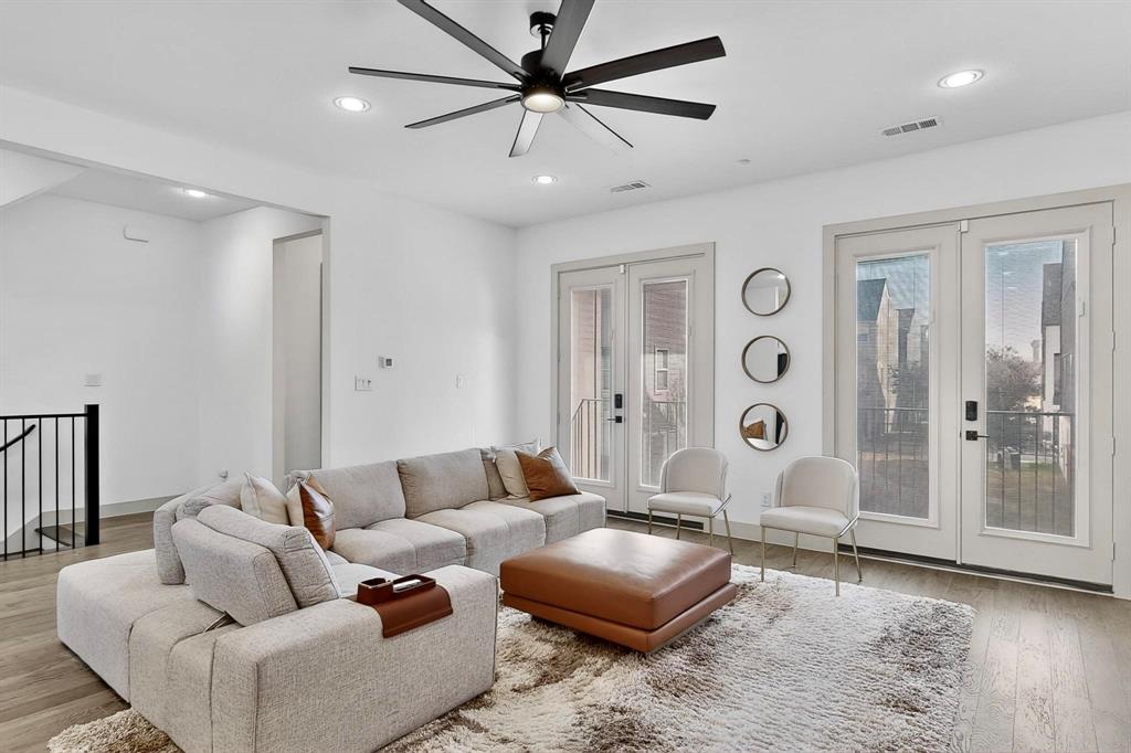 Soho Square Ph 1 - Residential