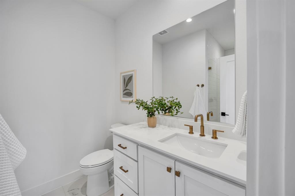 Lakeside - Residential