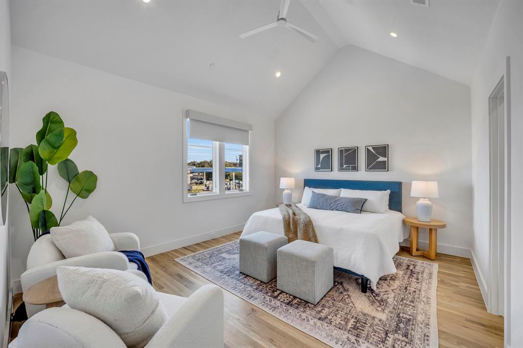 Lakeside - Residential