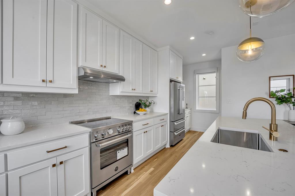 Lakeside - Residential