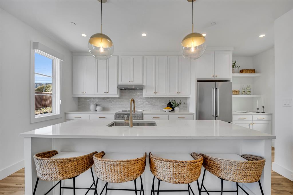 Lakeside - Residential