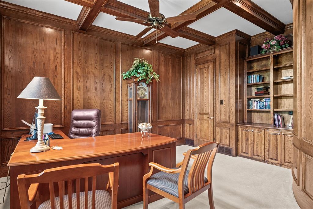 6803 Shoreview Drive