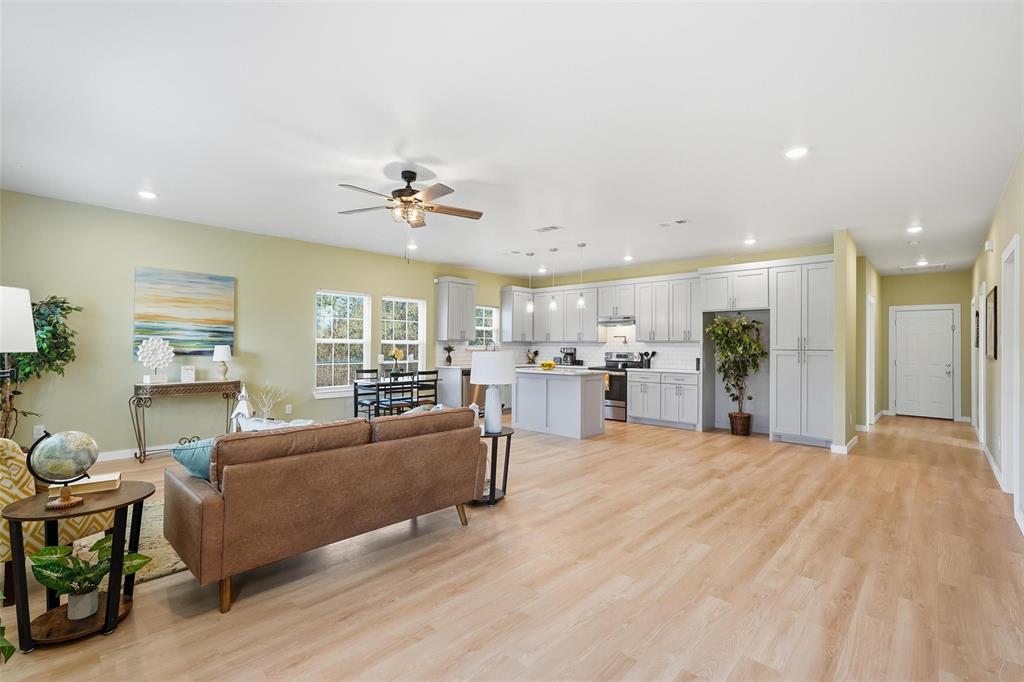 100 WINCHESTER Circle