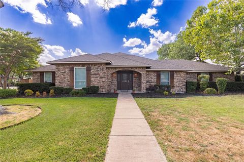 102 Royal Oaks Drive Greenville TX 75402