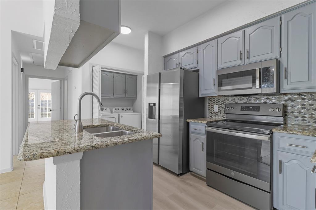 Preston Manor Ph II - Residential Lease