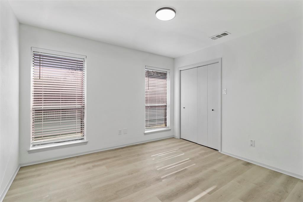 Preston Manor Ph II - Residential Lease