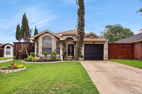 2704 Game Lake Drive Irving TX 75060