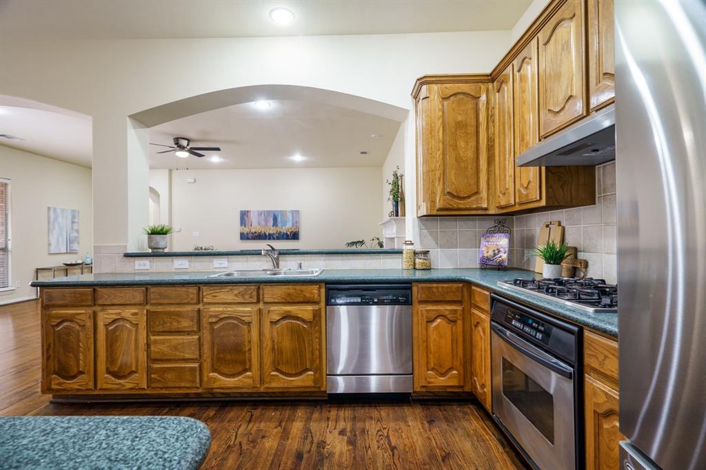 3305 Kendall Lane