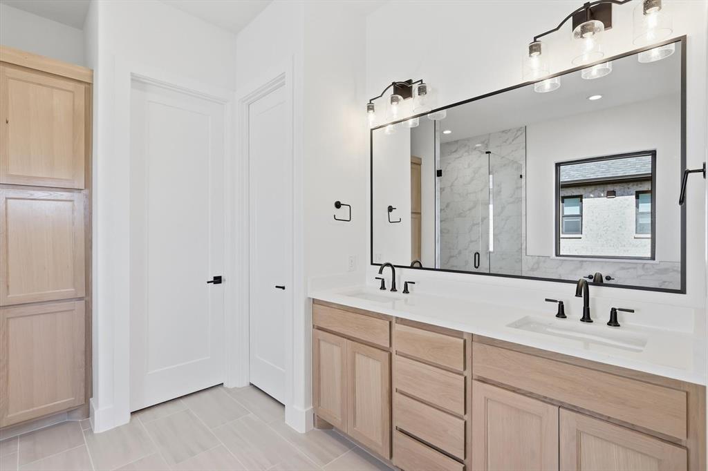 Erwin Farms Ph 3 - Residential