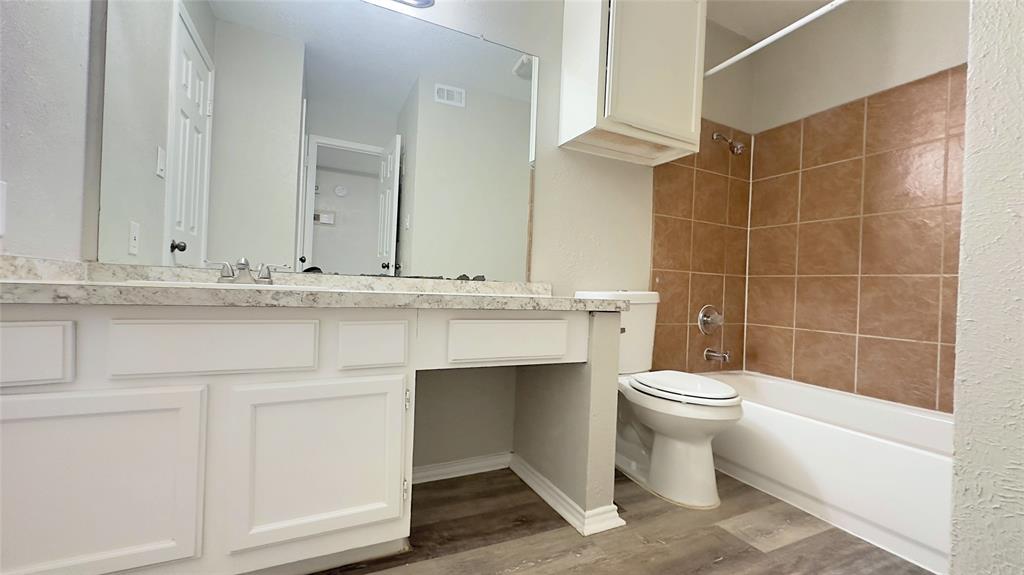 Creek Condos - Residential Lease