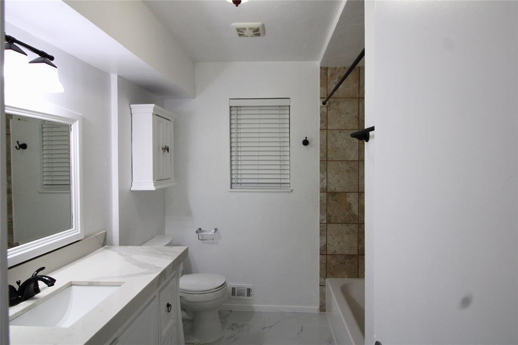 Buckner Terrace 08 Sec 03 Inst - Residential Lease