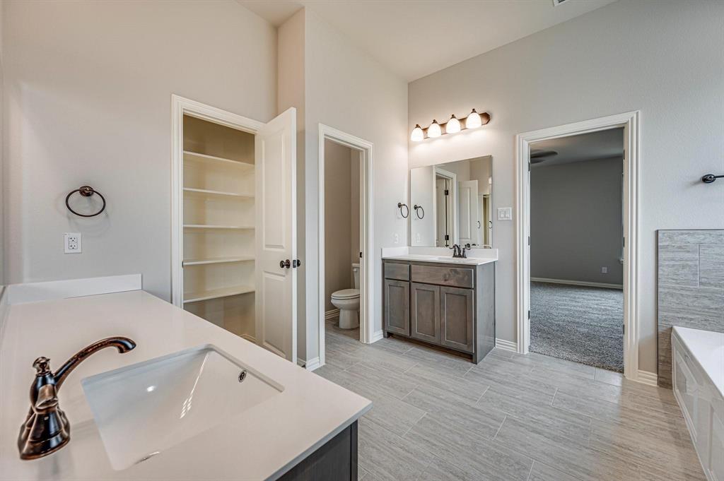 Thunder Ridge - Residential