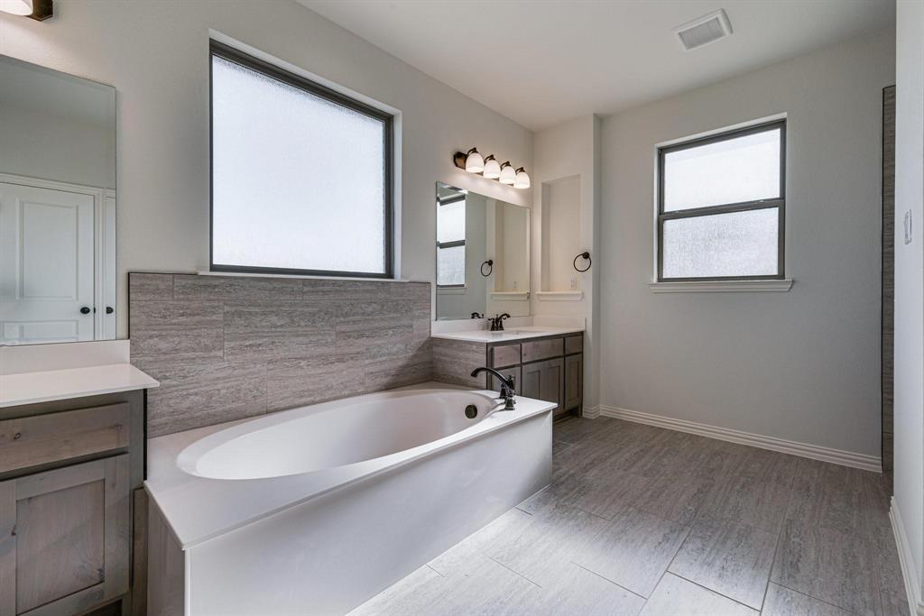 Thunder Ridge - Residential