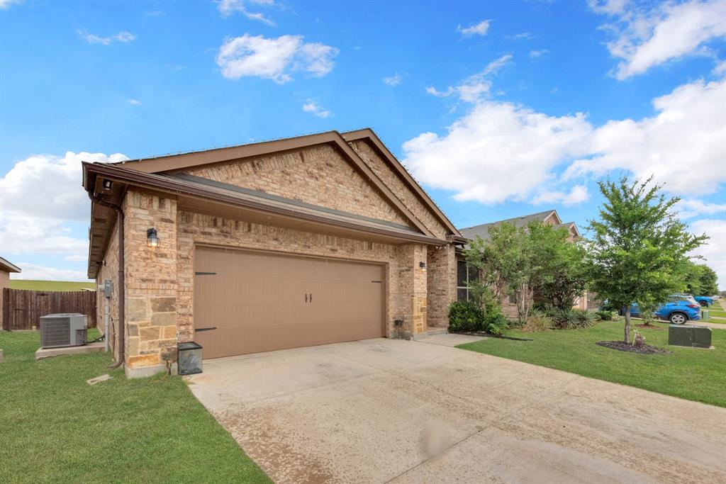Trails of Elizabeth creek - Residential