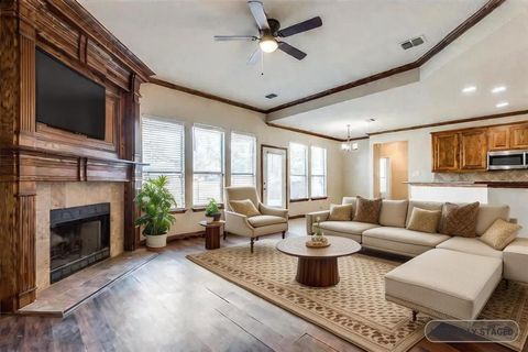 6864 Shoreway Drive Grand Prairie TX 75054