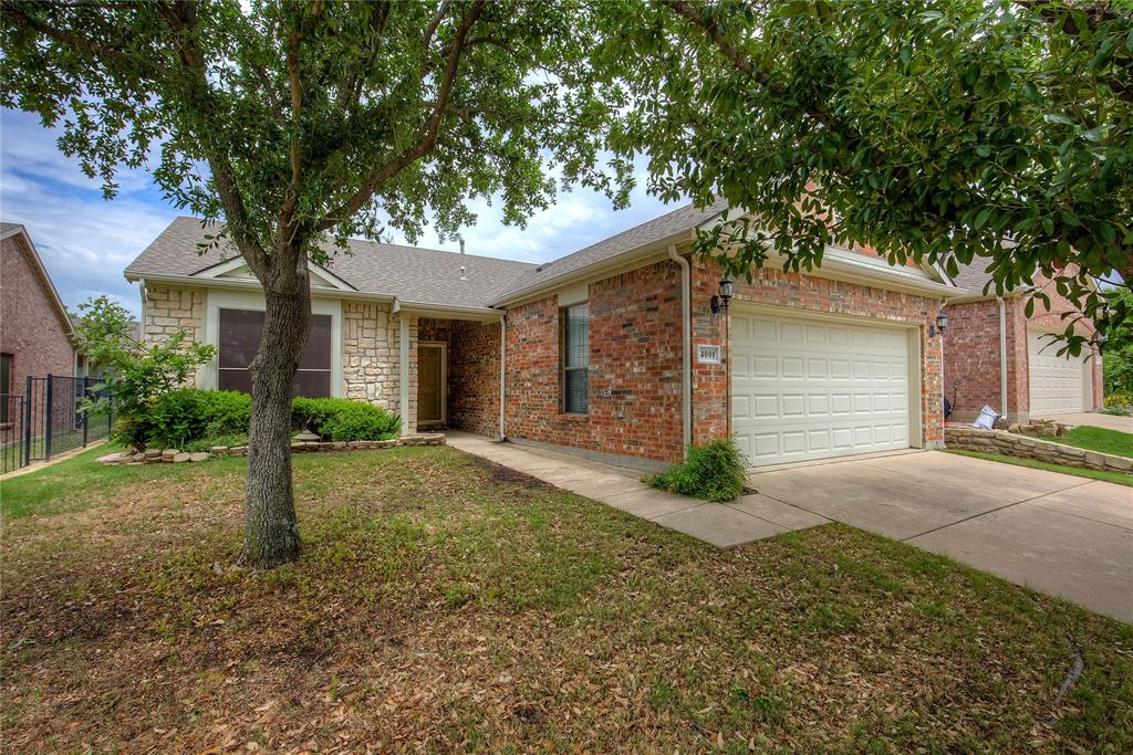 4001 Pineoak Lane