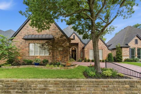 Photo of 1617 Heathermore, Colleyville, TX 76034 (MLS # 21258787)