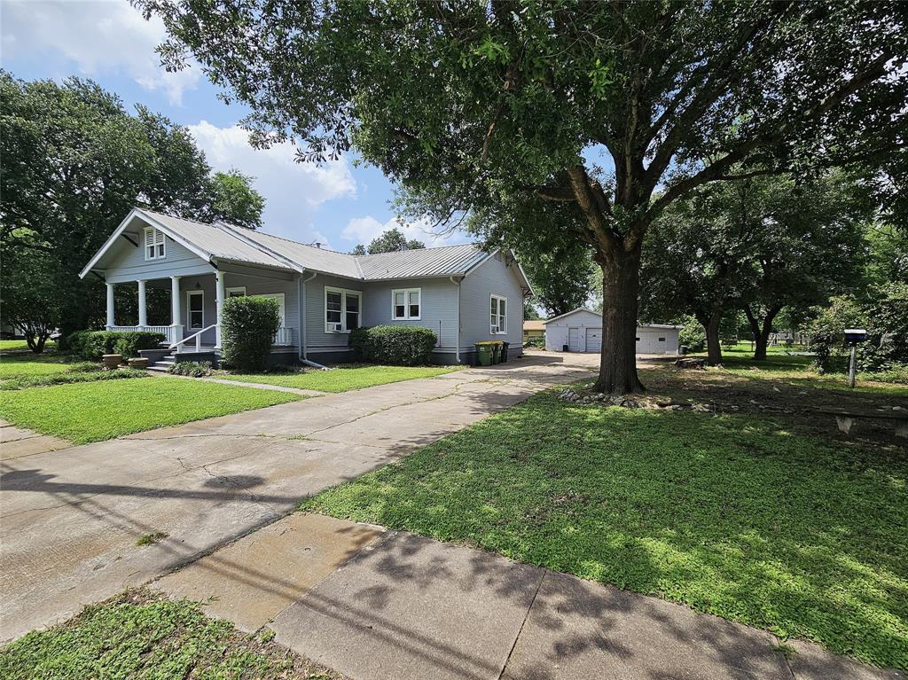 Groesbeck - Residential