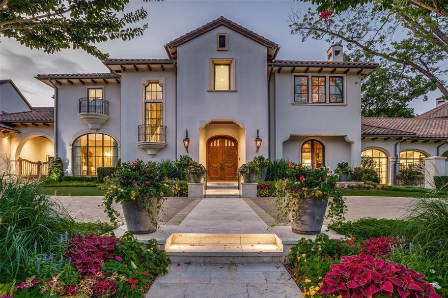 CUSTOM BUILT IN 2018 to host large gatherings & lavish events on a grand scale the result is a 1st floor designed to entertain indoors & out. Attention to detail was the goal of architect Robby Fusch, builder Waterside & Karen Brooks designer with IBB. The fabulous bar area with temp controlled storage for 800 bottles anchors the hallway that links the MAIN HOUSE WITH THE OWNERS WING. The primary suite w luxe bath+2nd living+dining rm+fully equipped 2nd kitchen offer an ideal multi-generational living arrangement. Guest suite dn in a separate wing. The 2-story library includes a safe rm; exercise rm+full bath. 5 bedrms UP+media+game rm & 2 studies. Entertaining gourmet kitchen with high end appliances+butlers pantry. Stunning tile work in each bath+custom fixtures+finishes, lighting+materials & stunning window treatments. Harold Leidner-designed multiple outdoor spaces with low maintenance turf, sep hot tub+fire pit+pool & putting green. Gated parking+5 car garage. Full house generator