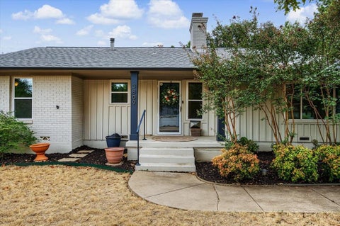 Photo of 3809 Heywood Avenue, Fort Worth, TX 76109 (MLS # 21403271)